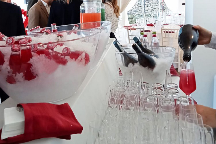 Bongè - intrattenere gli invitati